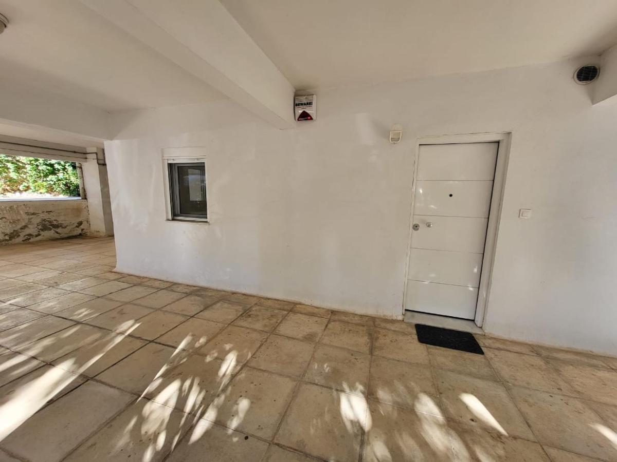 Apartment Near The Center Of Glyfada Athen Eksteriør bilde